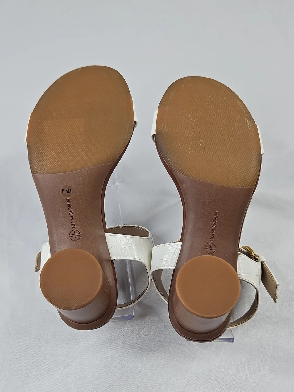 Giani Bernini Women's Hadley Cylinder Stack White Croc Sandals Size 6 EUC